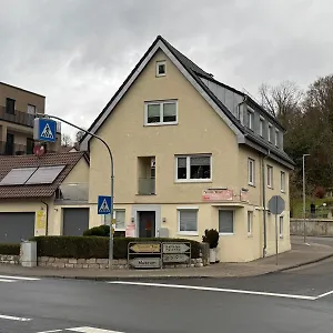 Wauri , ' Schönbuch ' , Zweites Obergeschoss Apartment Waldenbuch